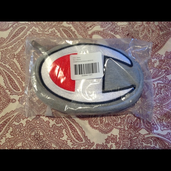 NWT Champion Pouch Wristlet - Picture 2 of 3